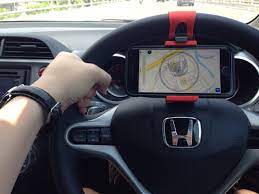PENYEBAB MOBIL BERGETAR DIJALAN