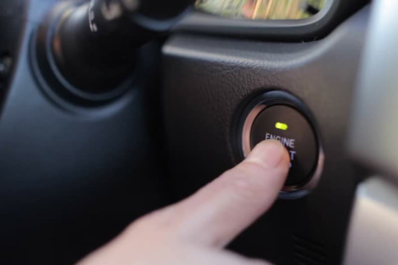 memanaskan mobil yang tepat