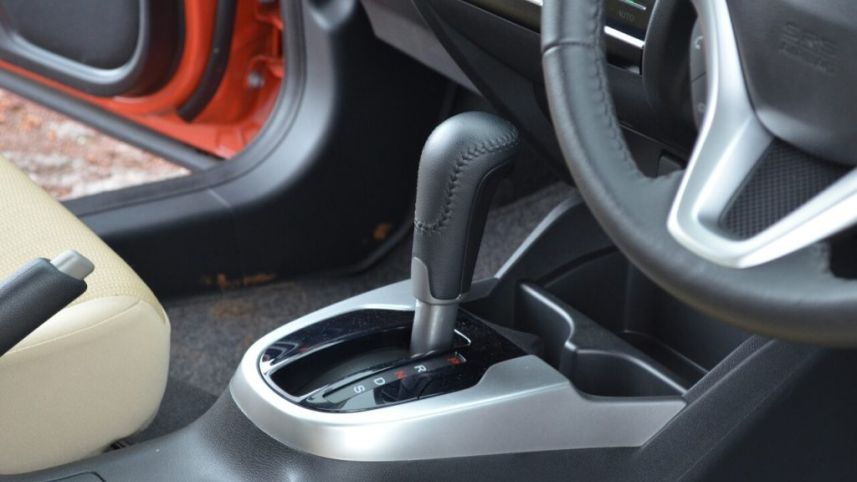 Ketahui Mobil Matic Honda CVT Sebelum Terlanjur!