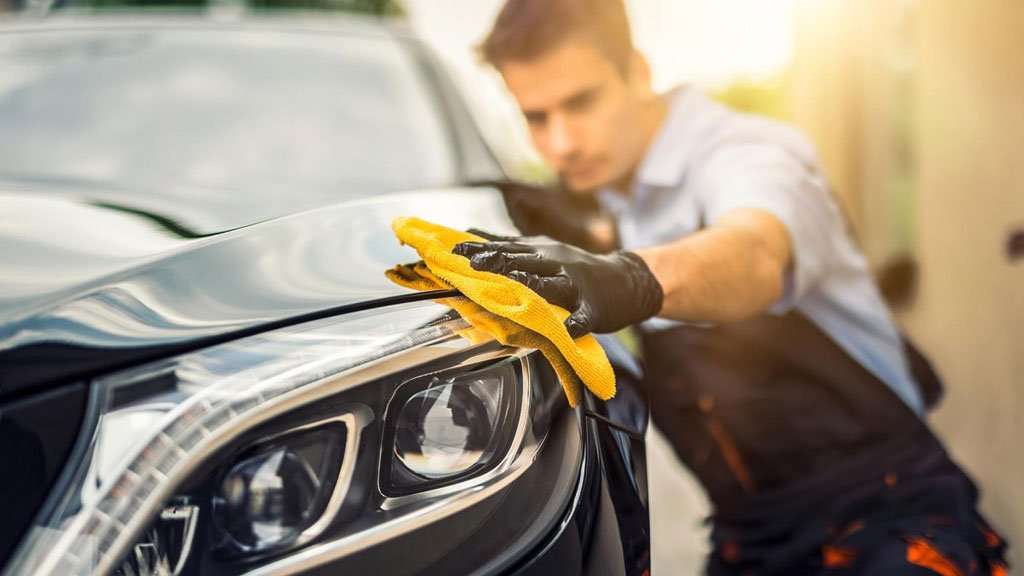 Merawat Mobil Secara Rutin Agar Tetap Bersih