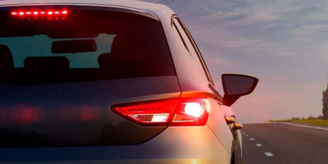 Ketahui Fungsi Lampu Mundur Pada Mobil