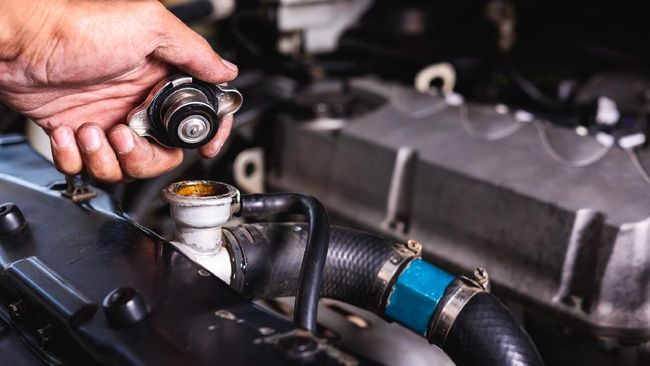 Jenis Air Radiator Yang Bagus Untuk Mobil